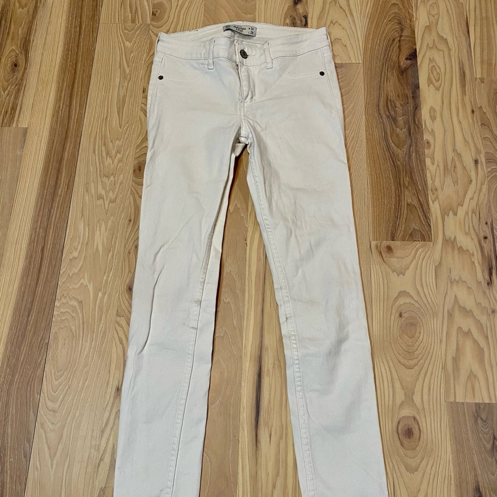 Abercrombie & Fitch Super Skinny White Jeans Size 00